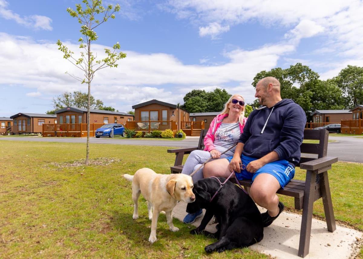 High Farm Holiday Park Routh Luaran gambar